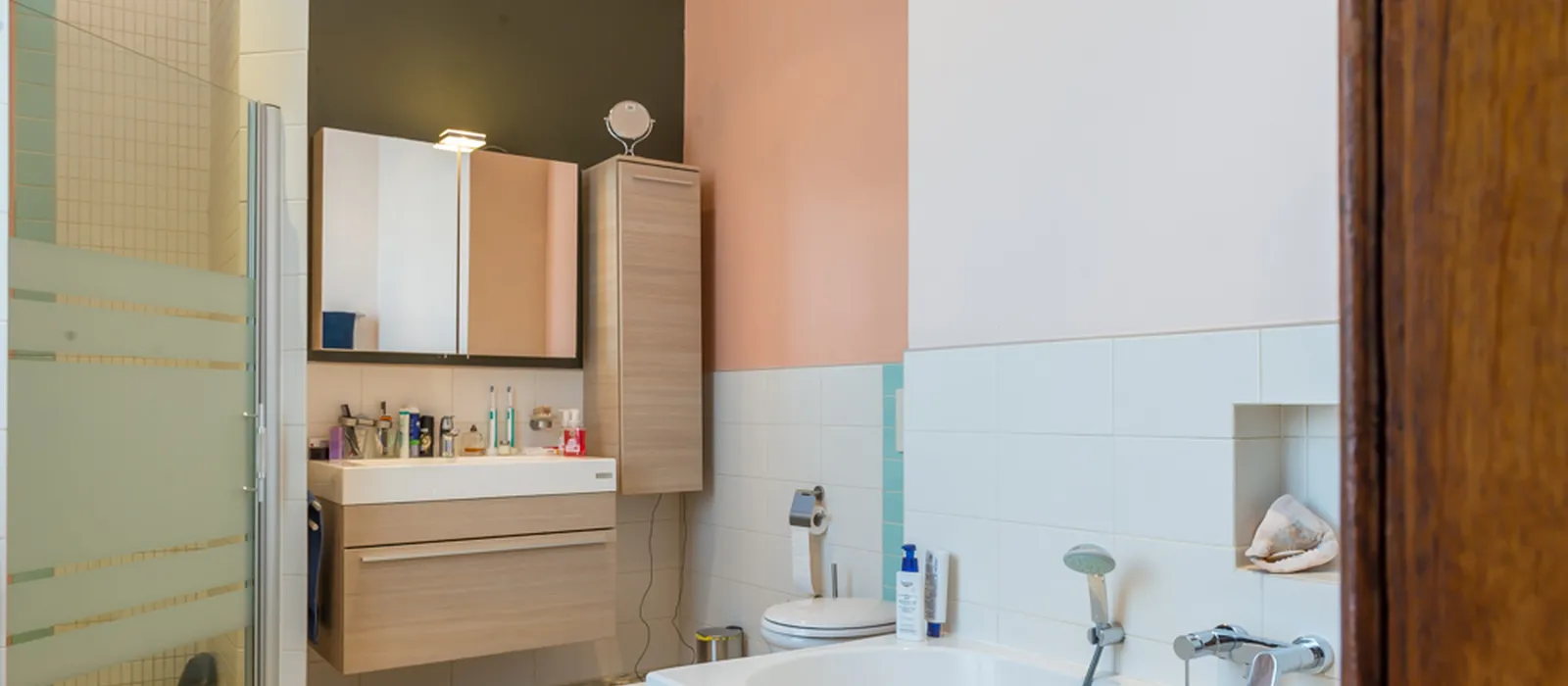 1770285747-15) prive badkamer (1)
